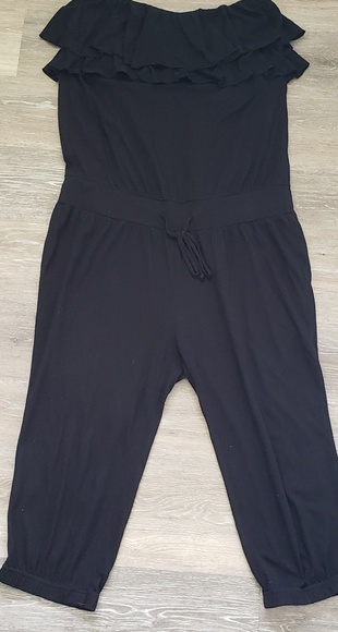 Express Dresses & Skirts - Express Black Jumper